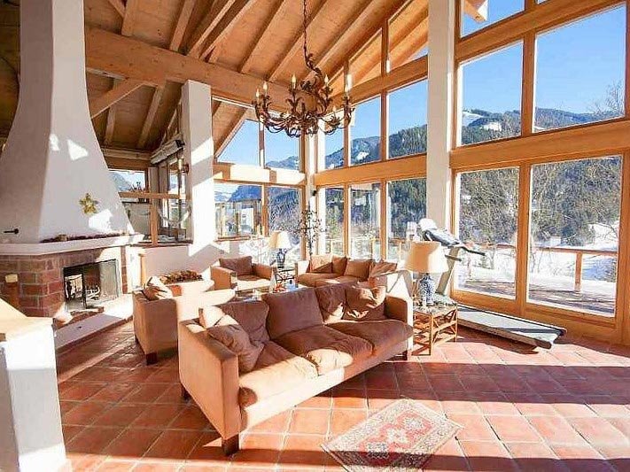Luxury villa near the ski slopes
